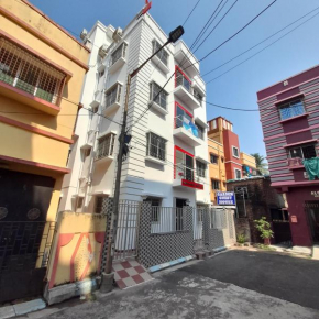 Garden Guest House 250m from VFS Global & Rene Tower , acropolis mall